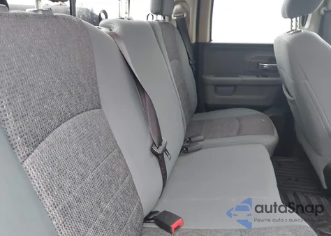 2018 Ram 1500 Big Horn 4X4 6'4 Box из США, поврежденный, VIN 1C6RR7GT6JS138967